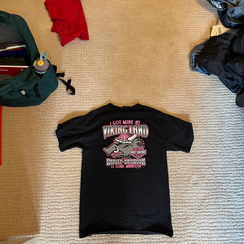 Harley-Davidson Black and Red Logo Tee - Picture 2 of 3